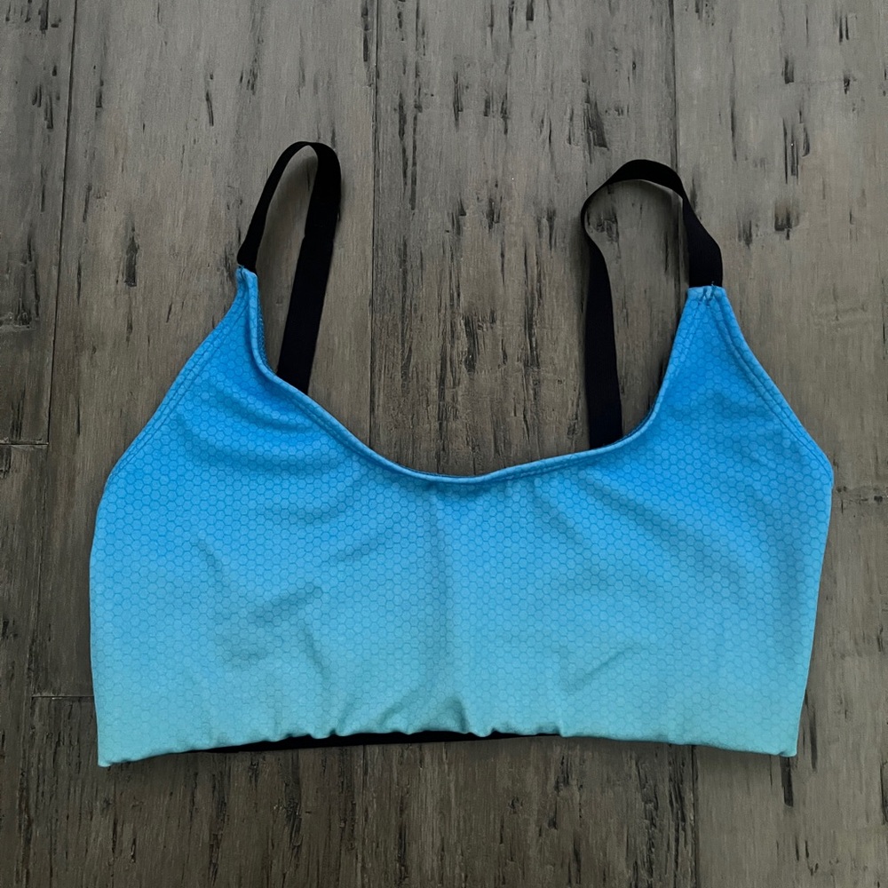 Onzie Blue Gradient Ladder Back Sports Bra Size Small